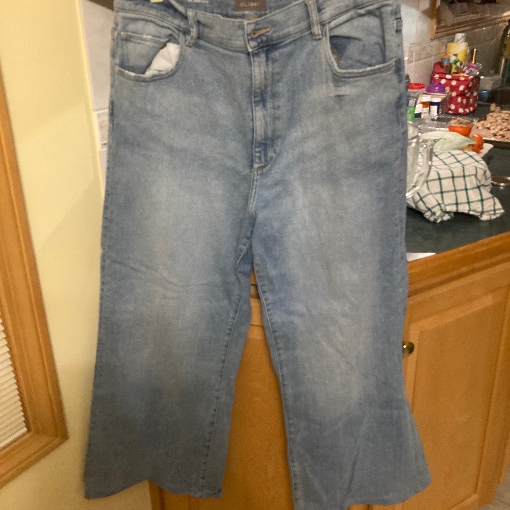 DL Vintage “Hepburn Wide Leg” Jeans, 32